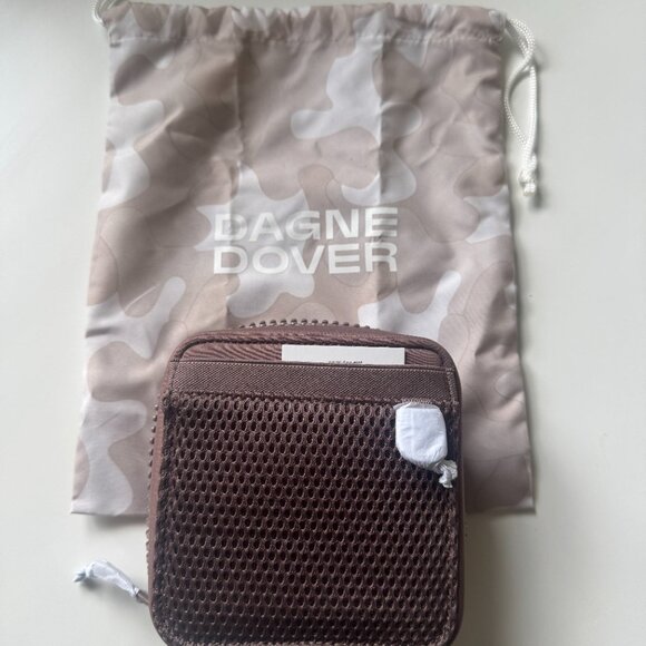 Dagne Dover Arlo Neoprene Tech Organizer - Picture 3 of 6